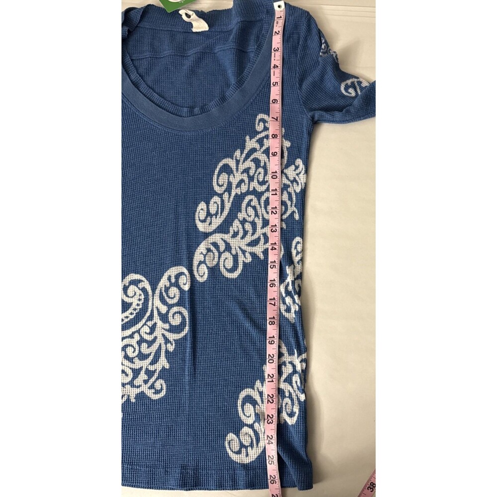 Free People Vintage? Blue Waffle Knit Thermal Floral Shirt Women's Size Small - Picture 9 of 10